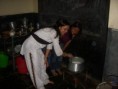 /album/photogallery/rohits-bhabhi-nd-sone-preparing-food-jpg/